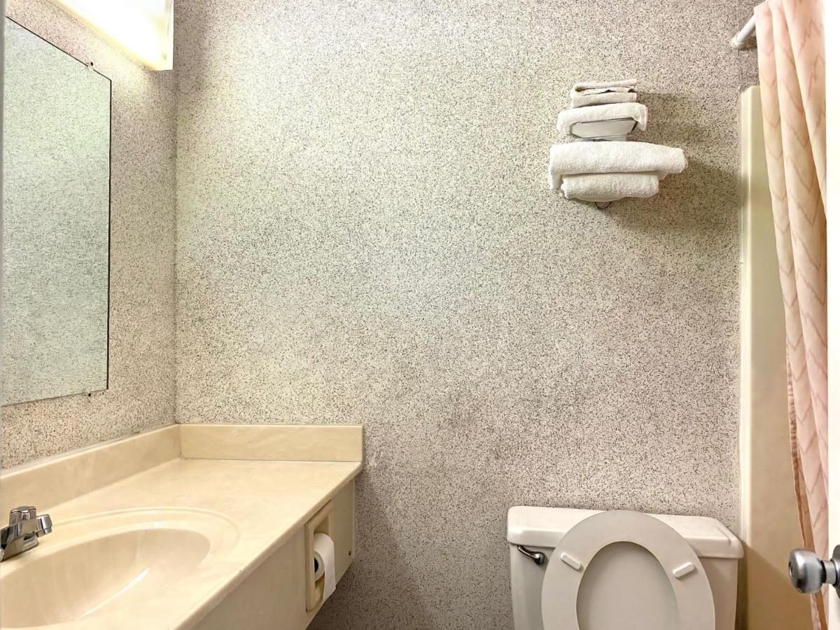 Economy Inn Суитуотер Экстерьер фото